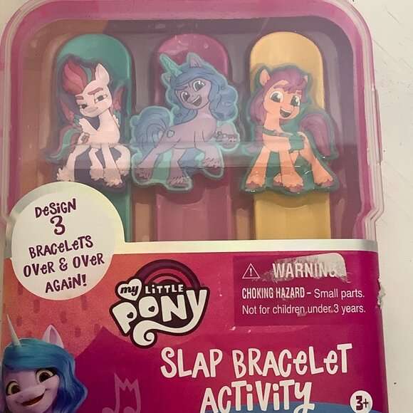 My Little Pony Slap Bracelet Activity Kit 3 Slap Bracelets 3 Charms 12 Loops NEW - Picture 2 of 4